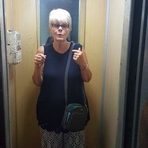 Meet your Posher, Cindy